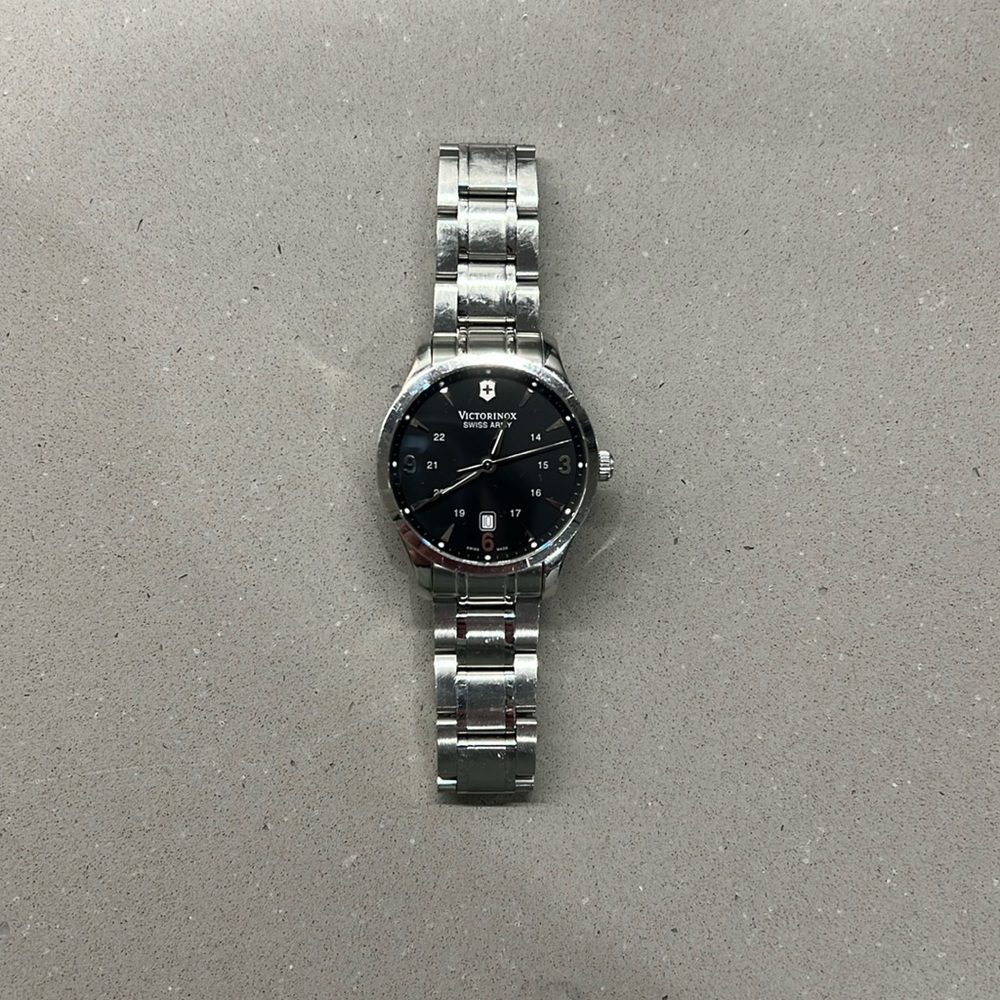 Victorinox Swiss Army Men’s Watch - NEEDS BATTERY